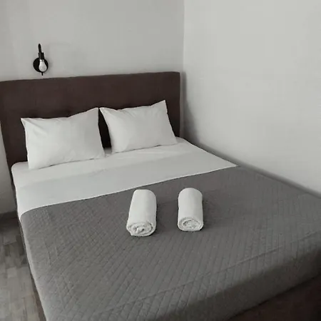 Gatos Village Luxurious & Lofts דירה
