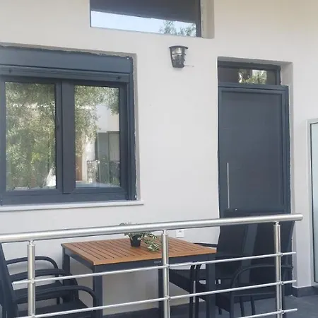 Gatos Village Luxurious & Lofts דירה אספרובלטה